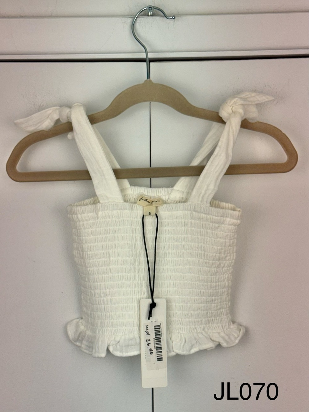 NWT Feather 4 Arrow Hannah White Smocked Top Girls 5